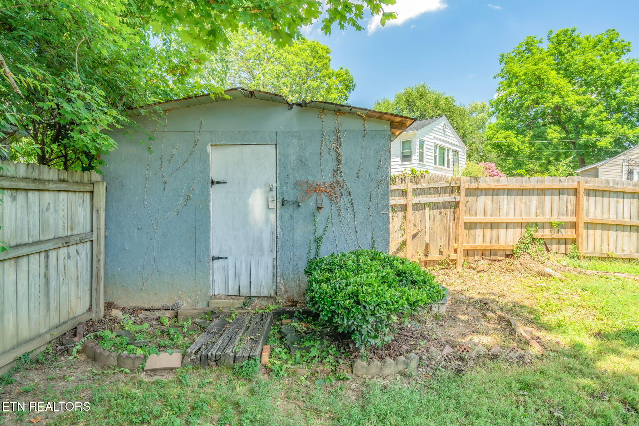 4907 Oakview Road Knoxville, TN 37918 - Photo 40 of 44 42-web-or-mls-4907 Oakview Road-43