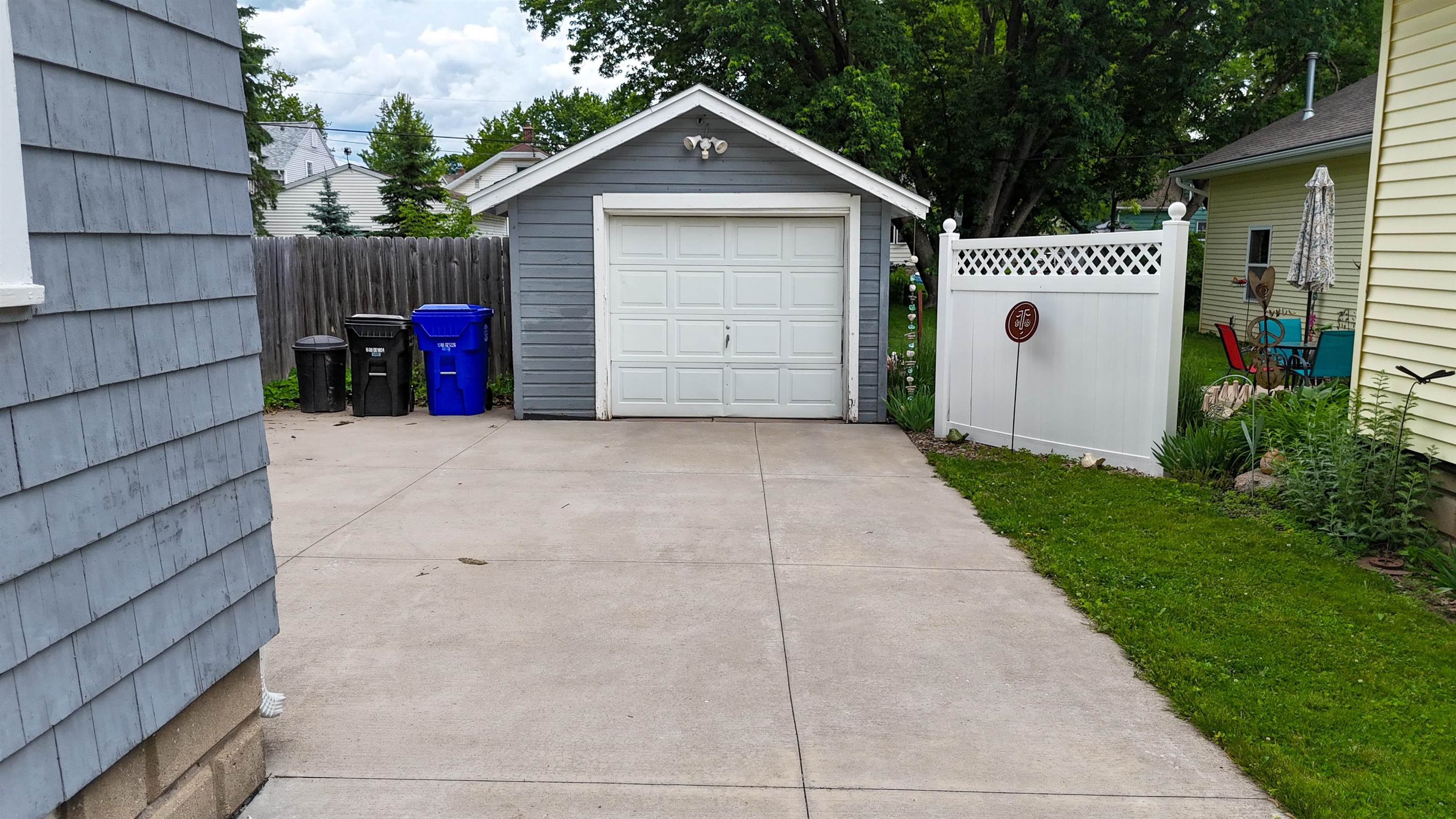 1210 West Packard Street Appleton, WI 54914 - Photo 2 of 31