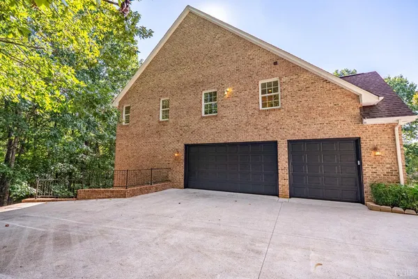 $795,000 | 1547 Gilfield Drive, Forest, VA 24551