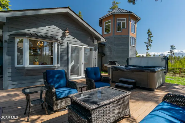 a picture of a bathroom with a sink