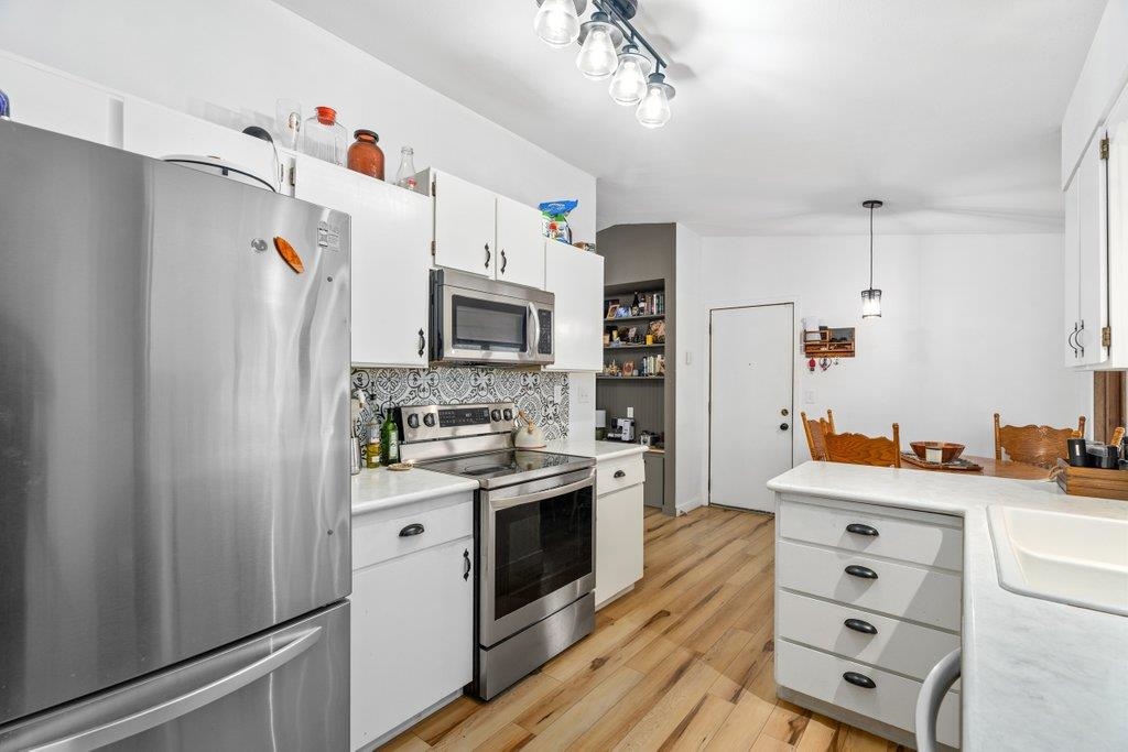 11217 East 11th Avenue Spokane Valley, WA 99206 - Photo 11 of 36