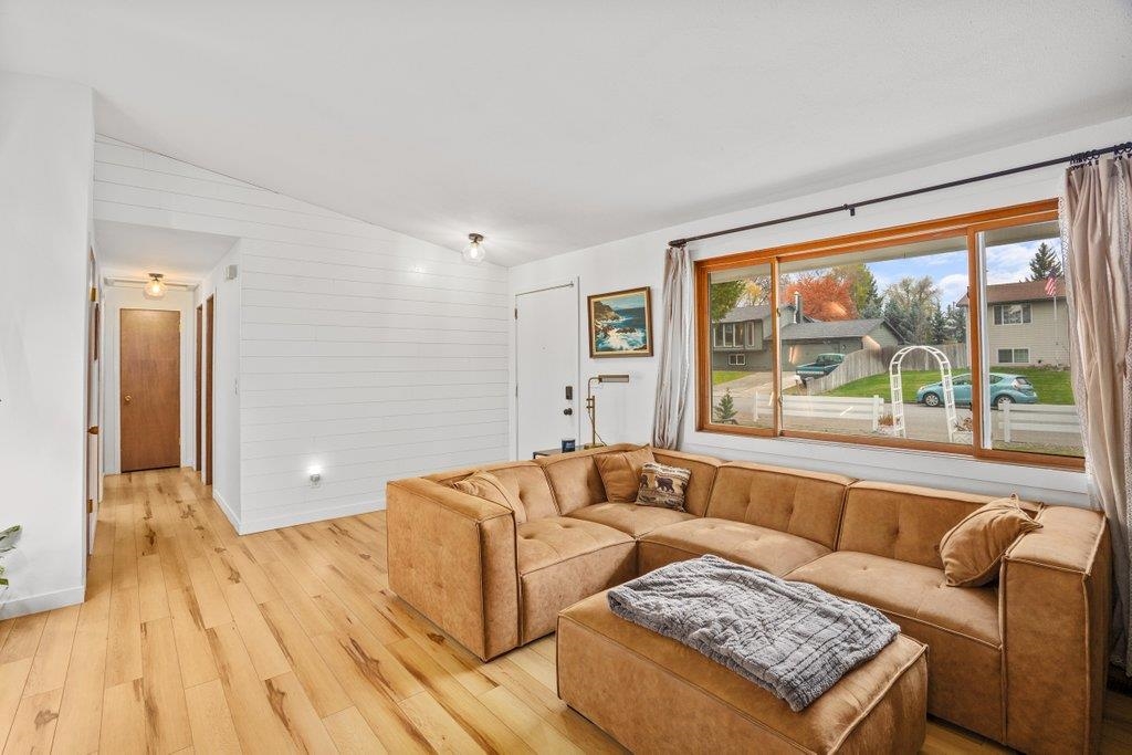 11217 East 11th Avenue Spokane Valley, WA 99206 - Photo 6 of 36