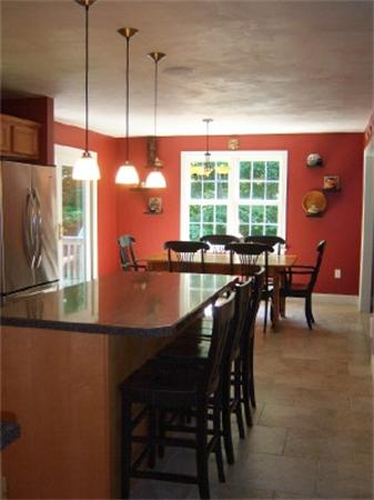 7 Stuart Road Sterling, MA 01564 - Photo 4 of 30 Gallery Image 4