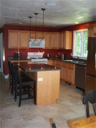 7 Stuart Road Sterling, MA 01564 - Photo 7 of 30 Gallery Image 7