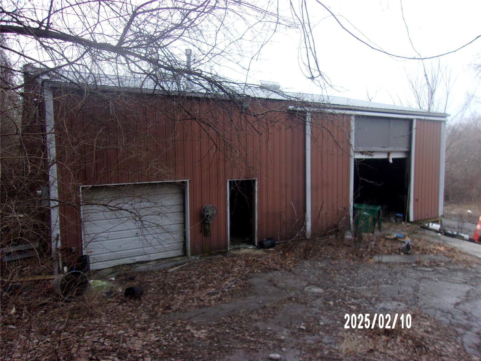 3949 Dunn Road Hazelwood, MO 63042 - Photo 13 of 14