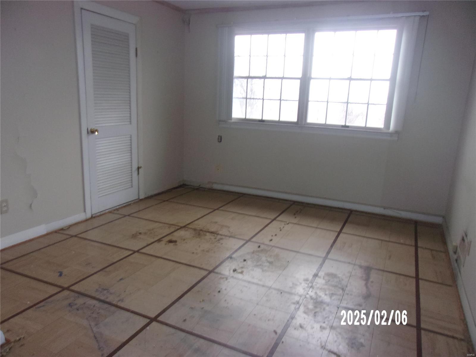 3949 Dunn Road Hazelwood, MO 63042 - Photo 7 of 14