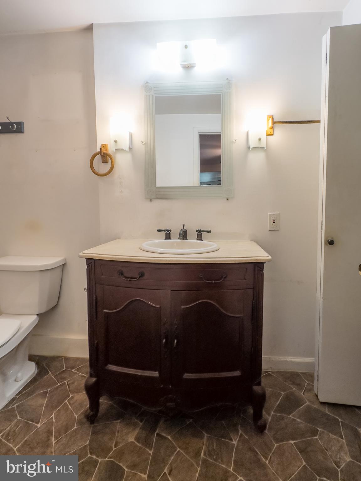 7921 Corning Road Zionsville, PA 18092 - Photo 11 of 50 Gallery Image 11