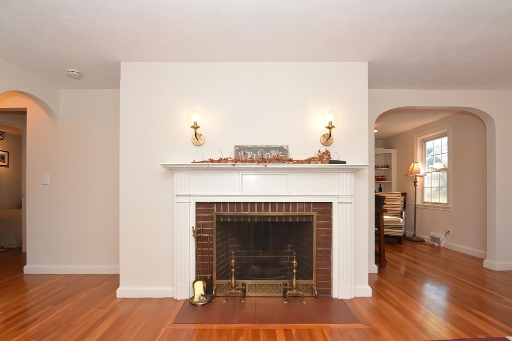 118 Fordham Road Newton, MA 02465 - Photo 10 of 28