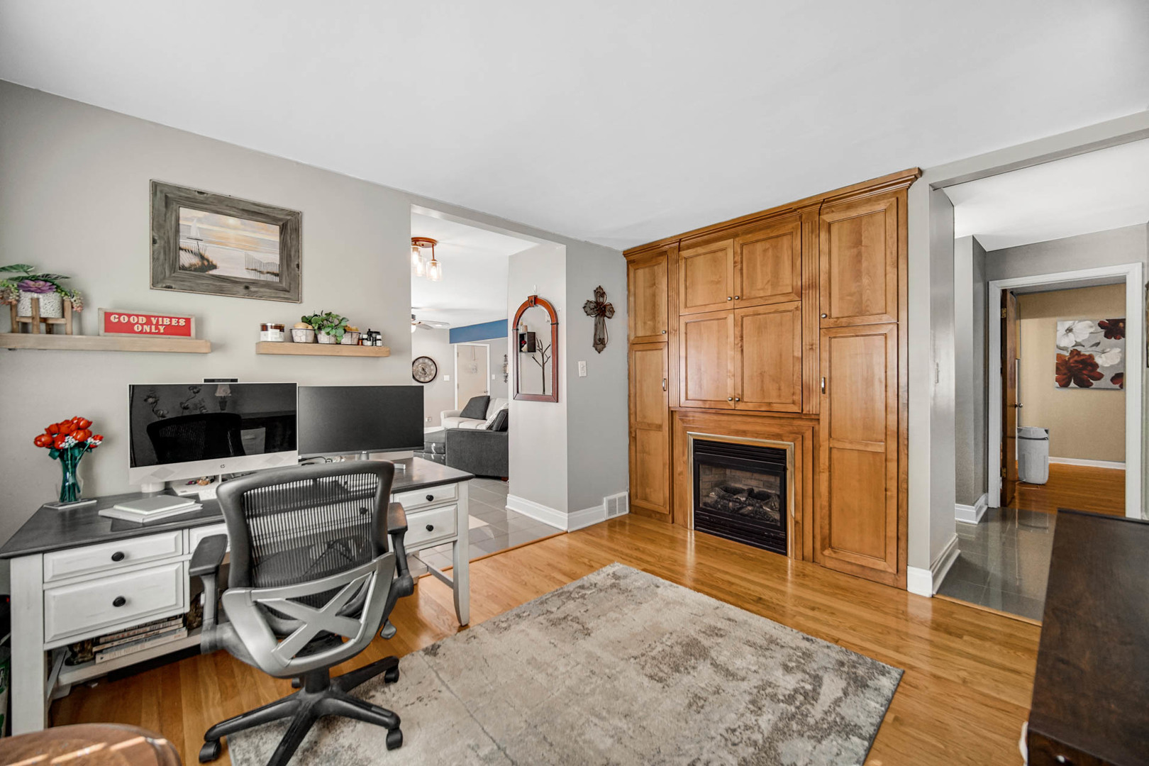 2425 Suffolk Lane Joliet, IL 60433 - Photo 9 of 24 a view of a workspace with furniture and a window