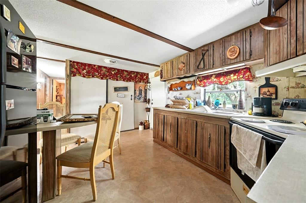37820 Rolling Acres Road Lady Lake, FL 32159 - Photo 33 of 44 Gallery Image 33