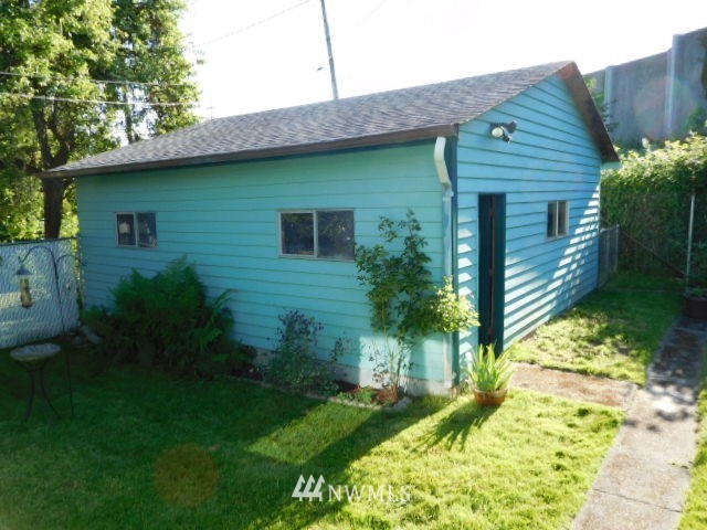 2606 Summit Avenue Everett, WA 98201 - Photo 18 of 21