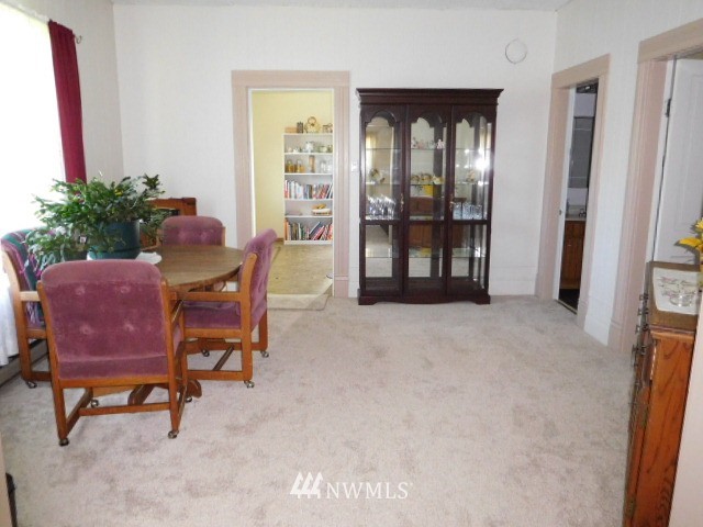 2606 Summit Avenue Everett, WA 98201 - Photo 8 of 21