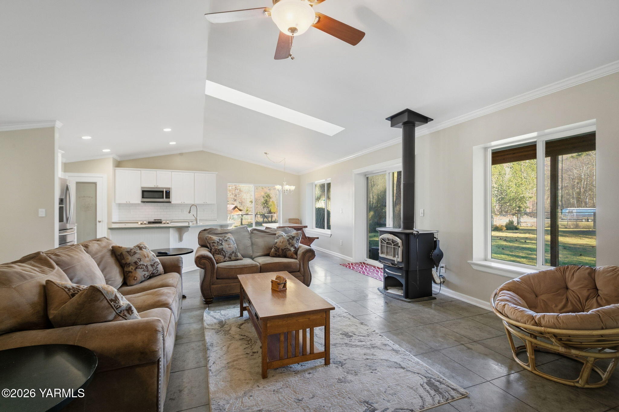 121 Rattlesnake Lane Naches, WA 98937 - Photo 12 of 44 Living Room - Main House