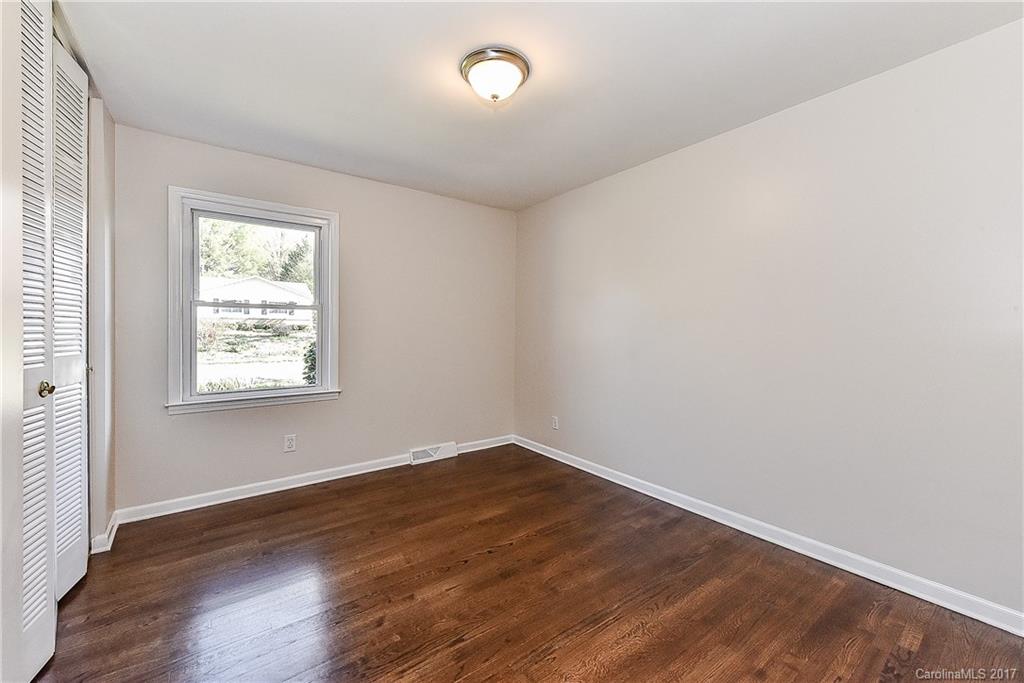 7510 Fox Hunt Road Charlotte, NC 28212 - Photo 18 of 24 Gallery Image 18