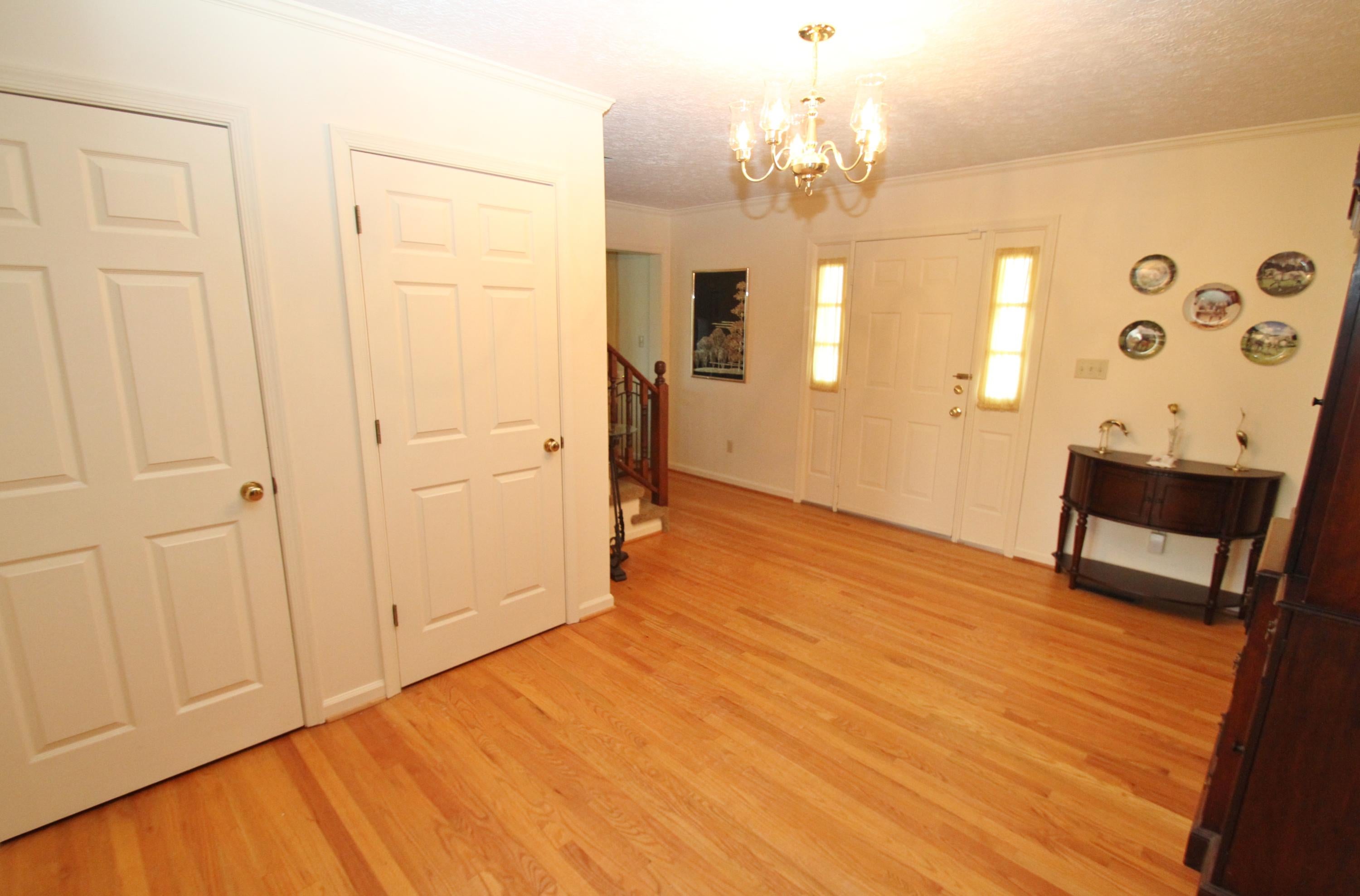 3121 Fairview Road Lewisburg, WV 24901 - Photo 9 of 69 Gallery Image 9