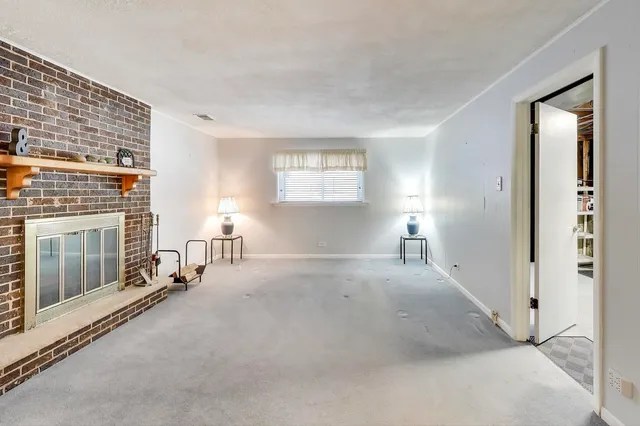 $405,000 | 1046 Martingale Drive, Bartlett, IL 60103