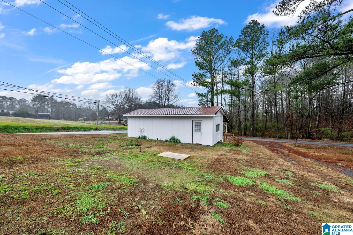 305 Estes Circle Oneonta, AL 35121 - Photo 5 of 21