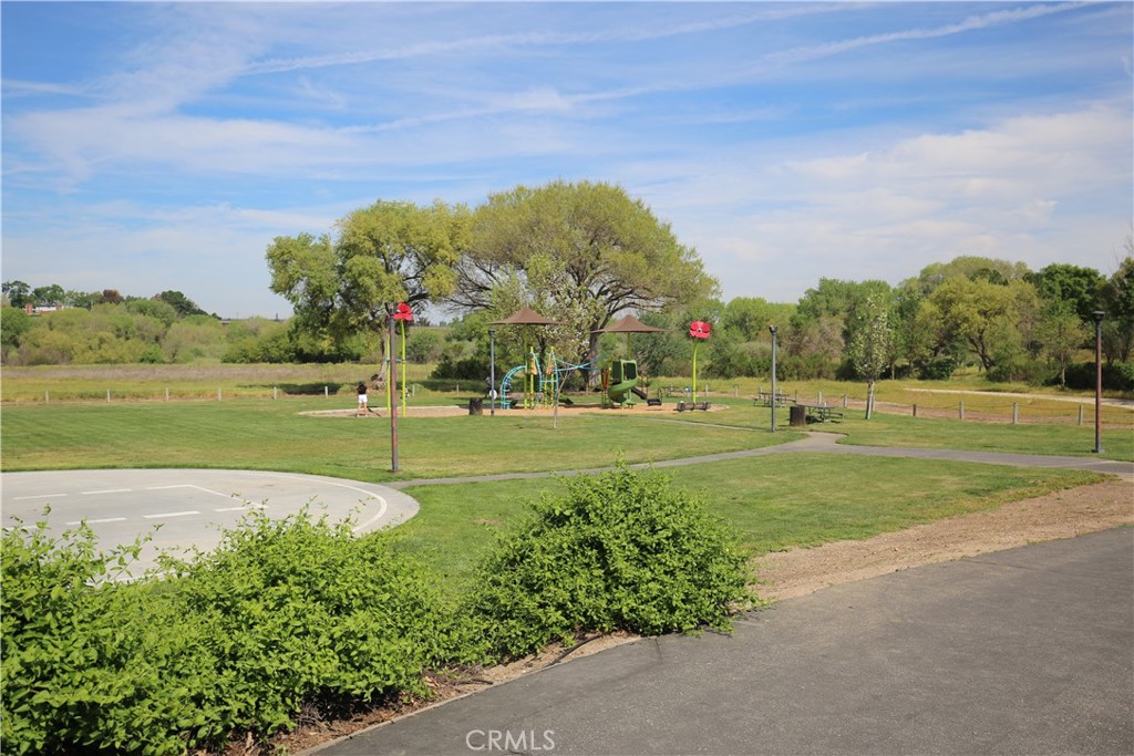 171 Bridgegate Lane Paso Robles, CA 93446 - Photo 37 of 37 a view of a golf course with a lake view
