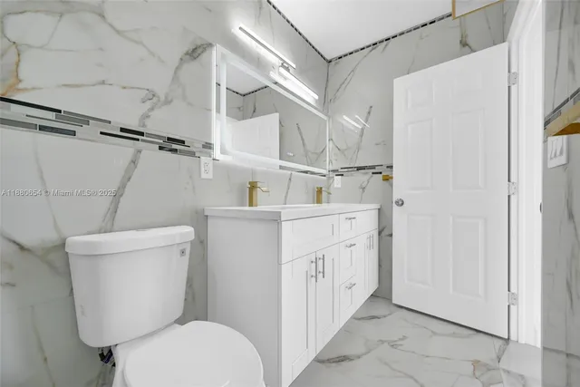 $1,595,000 | 11011 Northeast 9th Court, Biscayne Park, FL 33161