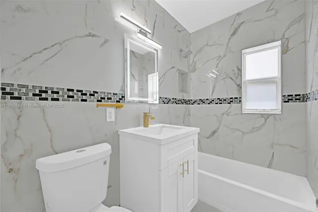 $1,595,000 | 11011 Northeast 9th Court, Biscayne Park, FL 33161