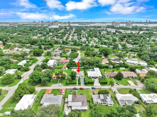 $1,595,000 | 11011 Northeast 9th Court, Biscayne Park, FL 33161