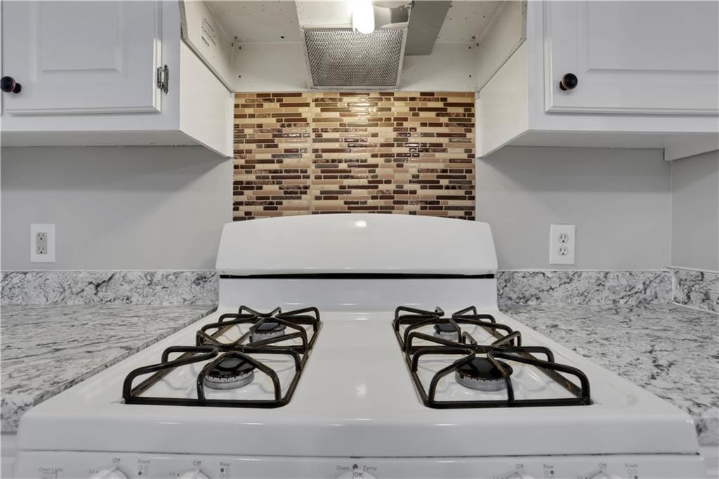 1338 North Hampton Drive Hampton, GA 30228 - Photo 13 of 32