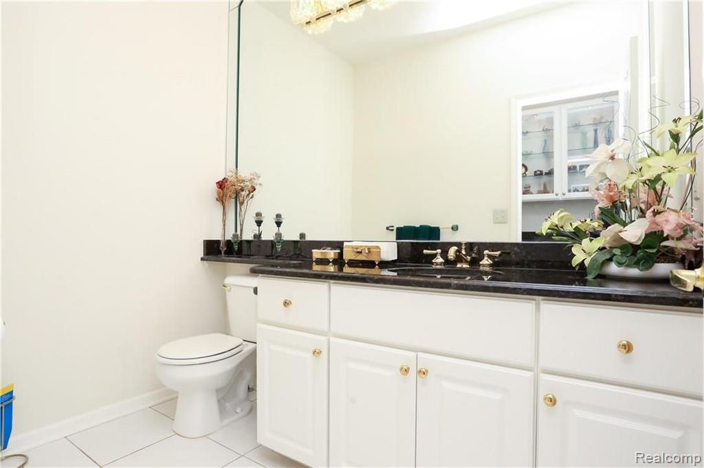 451 Springview Drive Rochester, MI 48307 - Photo 36 of 60 Gallery Image 36