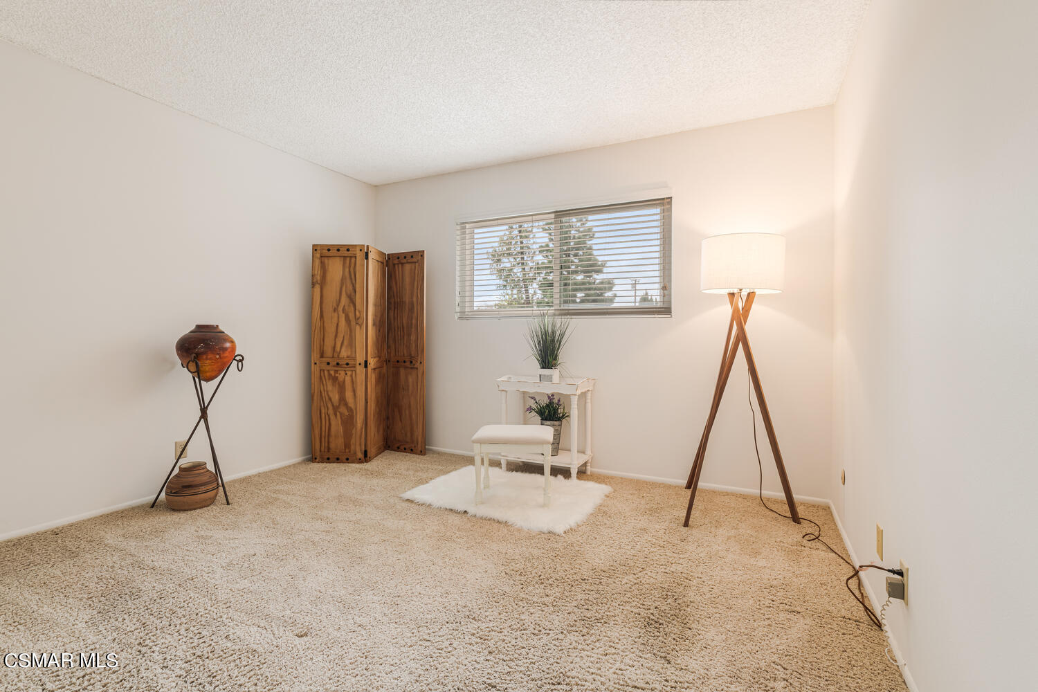 1753 Moreno Drive Simi Valley, CA 93063 - Photo 12 of 19 a living room with a couch