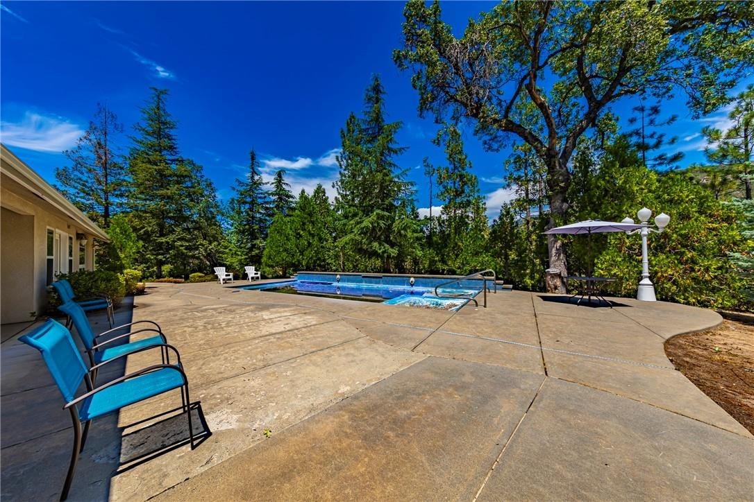 52040 Pettitt Road Oakhurst, CA 93644 - Photo 4 of 67 Gallery Image 4