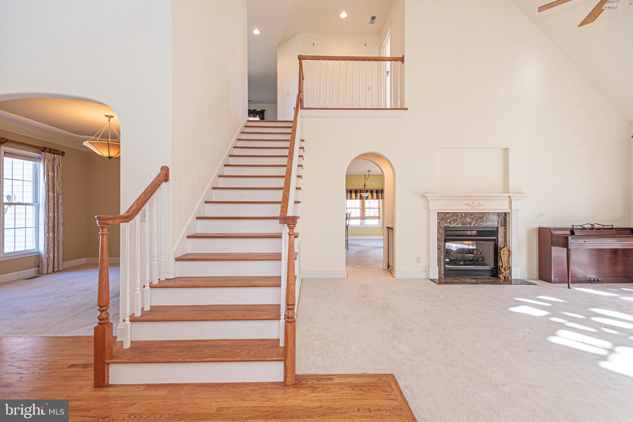 6023 Tarry Town Road Salisbury, MD 21801 - Photo 47 of 61 Spacious foyer with elegant staircase.