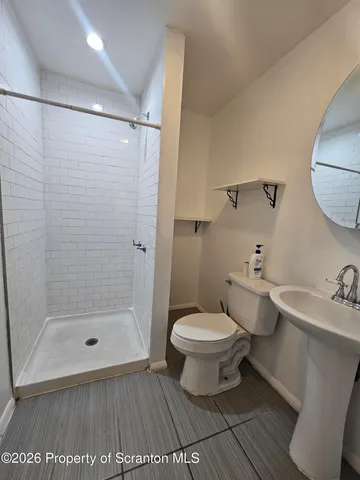 $1,550 | 423 West Lackawanna Avenue, Unit 1, Olyphant, PA 18447