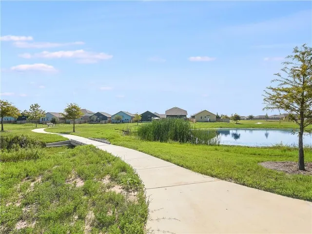 $2,400 | 123 Plumbago Loop, Bastrop, TX 78602