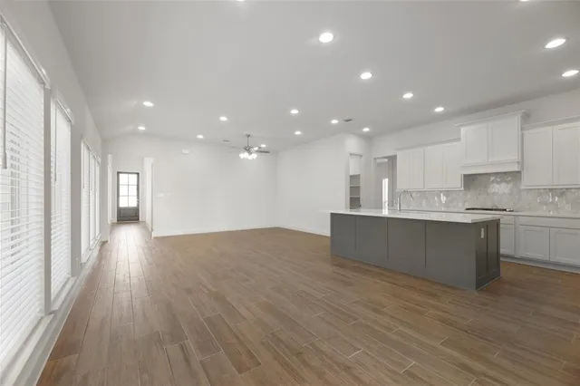 $2,400 | 123 Plumbago Loop, Bastrop, TX 78602