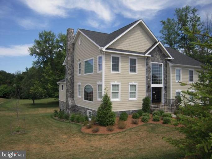 1318 Beulah Road Vienna, VA 22182 - Photo 21 of 29 Exterior #2