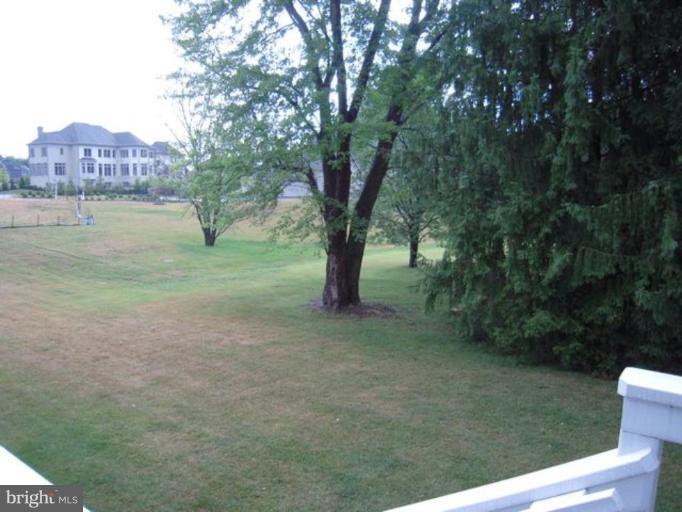 1318 Beulah Road Vienna, VA 22182 - Photo 9 of 29 Back yard
