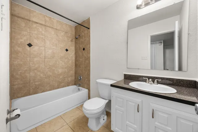 $1,825 | 16610 Carbridge Drive, Houston, TX 77084