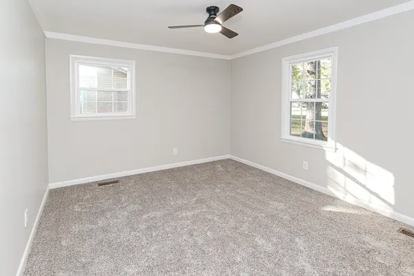 $245,900 | 33 Eastwood Drive, Fayetteville, TN 37334