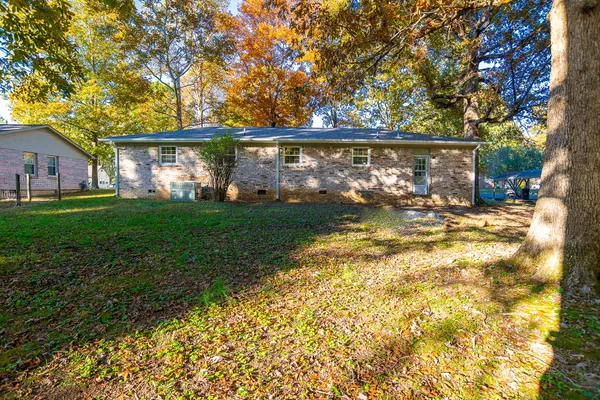 $245,900 | 33 Eastwood Drive, Fayetteville, TN 37334