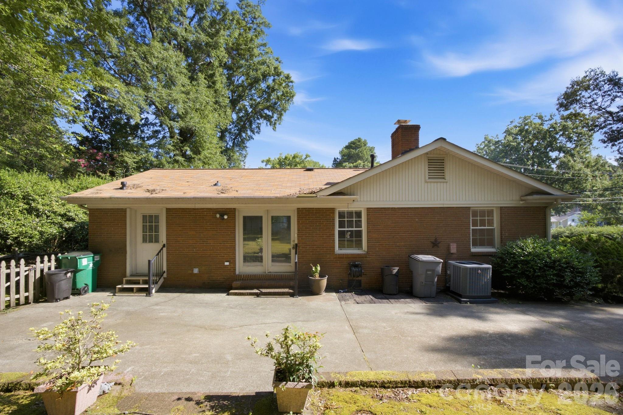 3630 Sulkirk Road Charlotte, NC 28210 - Photo 16 of 20 Gallery Image 16