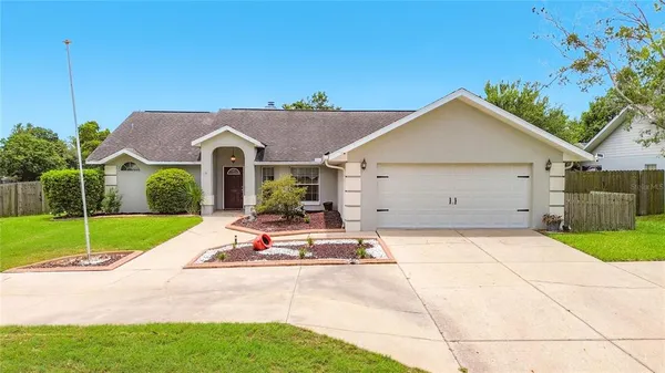 $415,900 | 5450 Southeast 32nd Place, Ocala, FL 34480
