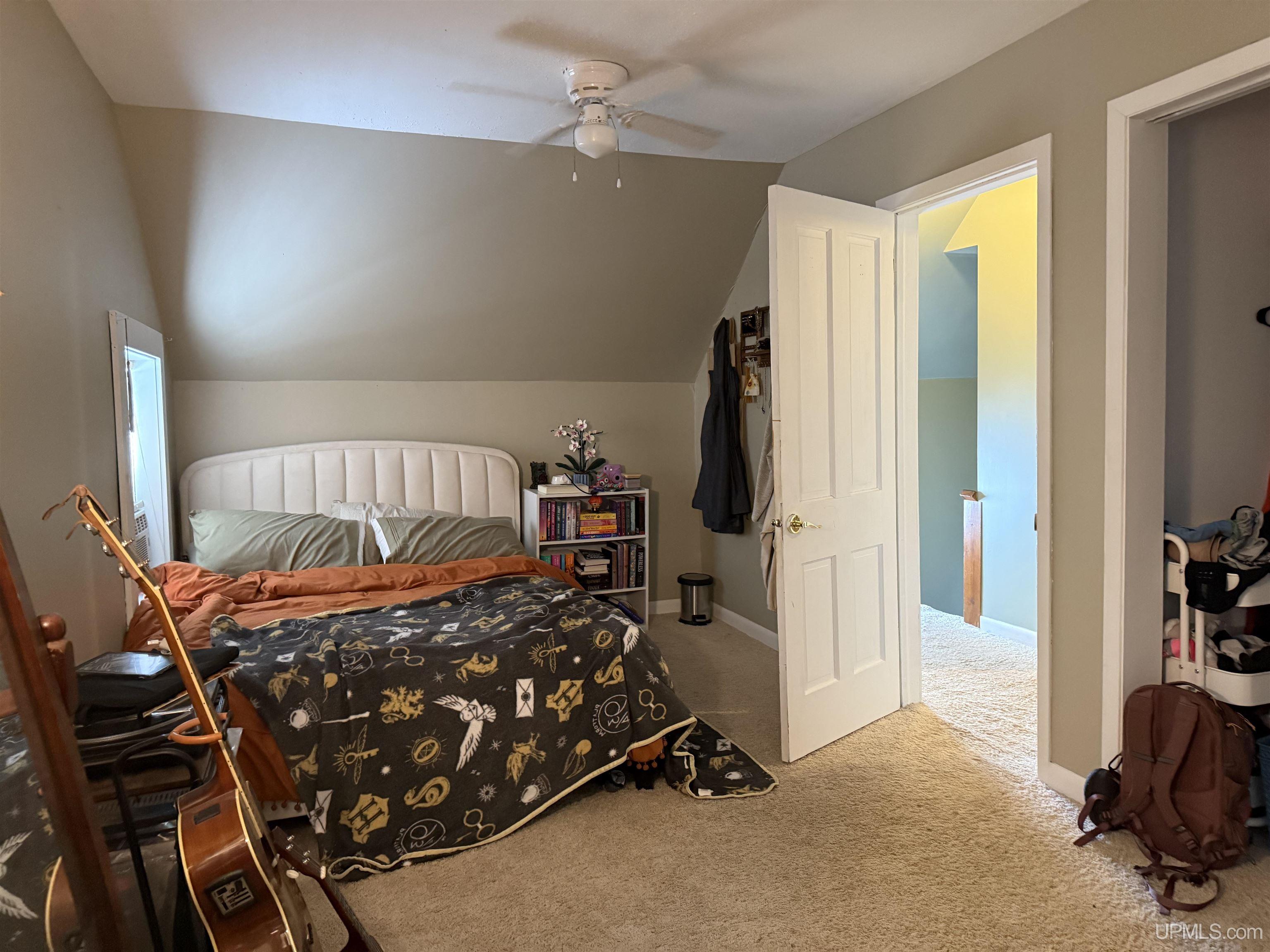 211 Wisconsin Avenue Gladstone, MI 49837 - Photo 26 of 36 Gallery Image 26