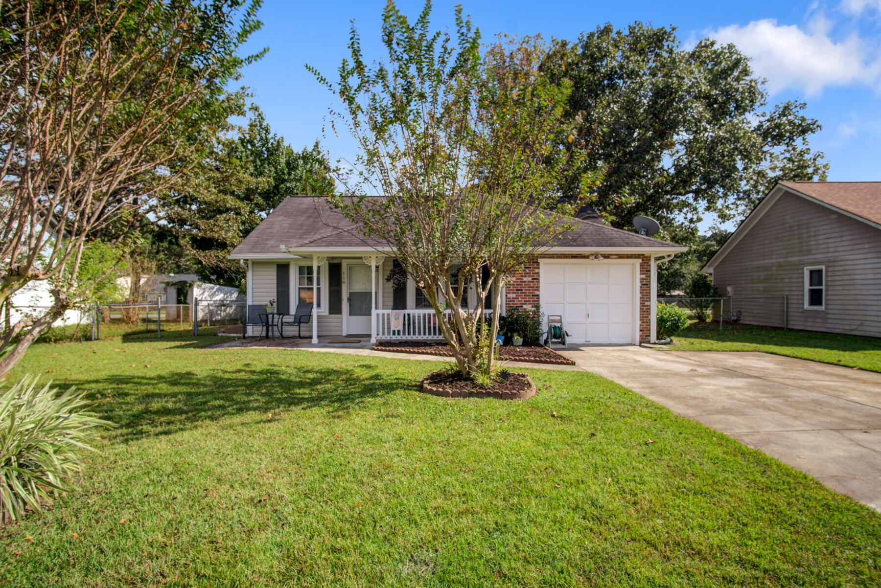118 Manchester Road Summerville, SC 29486 - Photo 22 of 32 118 Manchester Rd. Summerville (3)