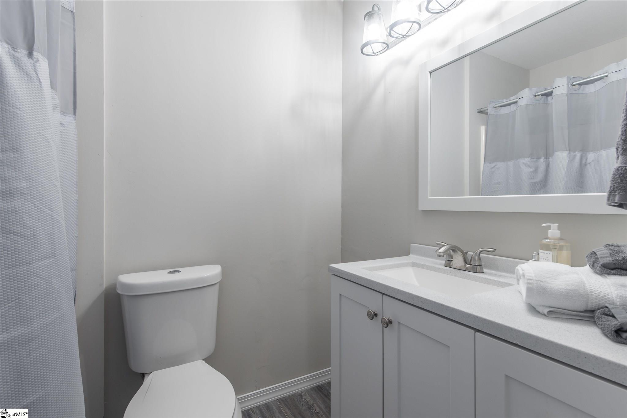 150 Stallings Road, Unit B6 Taylors, SC 29687 - Photo 13 of 20 Gallery Image 13