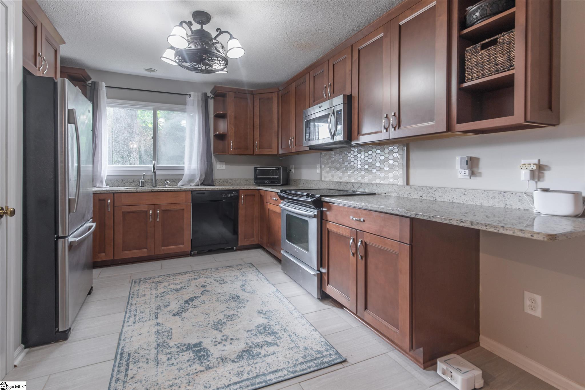 150 Stallings Road, Unit B6 Taylors, SC 29687 - Photo 6 of 20 Gallery Image 6