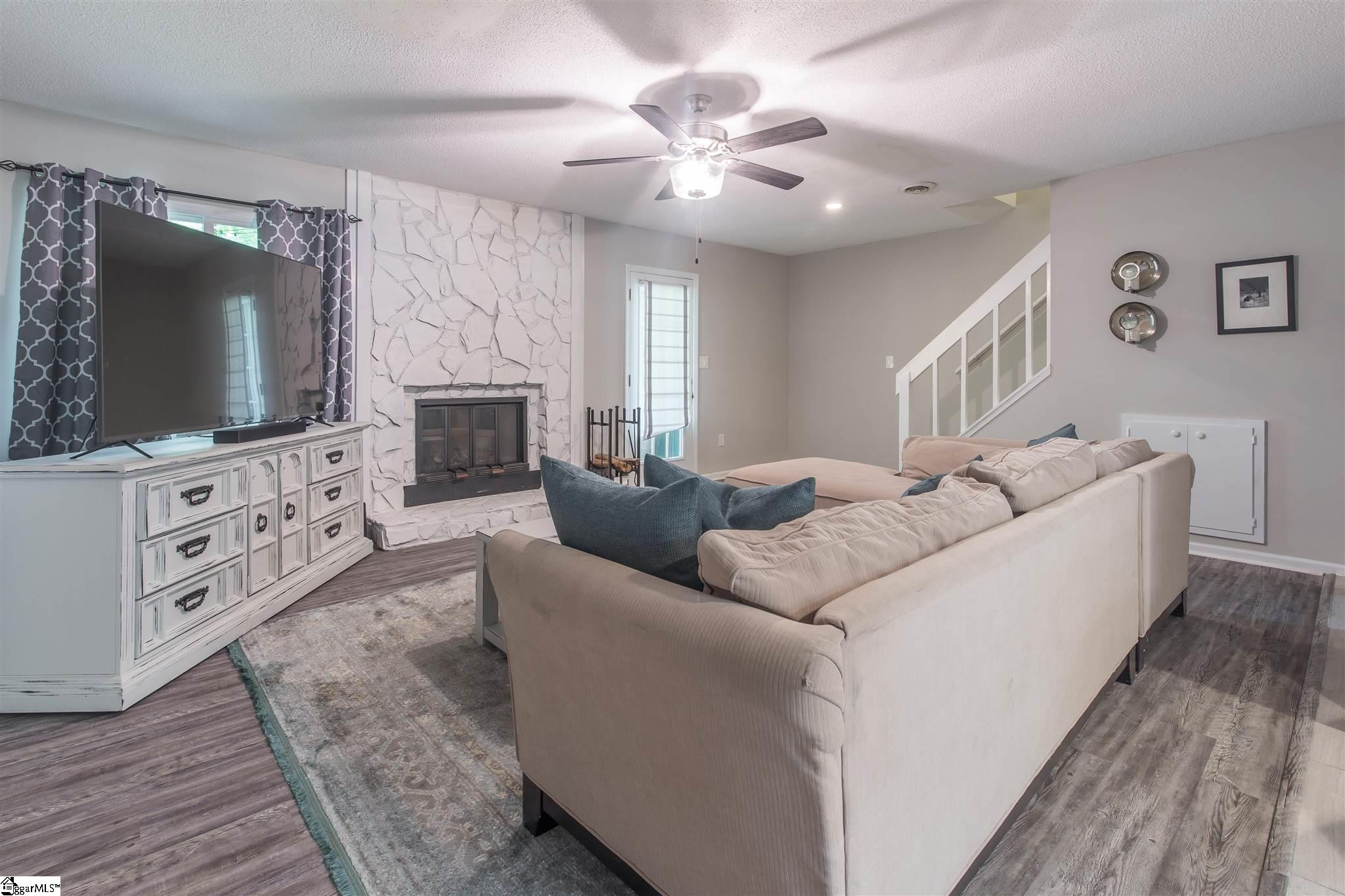 150 Stallings Road, Unit B6 Taylors, SC 29687 - Photo 8 of 20 Gallery Image 8