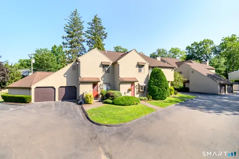 $545,000 | 150 Hope Street, Unit 10, Stamford, CT 06906