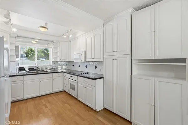 $459,500 | 29641-211 South Western Avenue, Unit 211, Rancho Palos Verdes, CA 90275