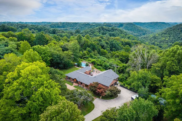 $1,680,000 | 15225 Nashville Highway, Buffalo Valley, TN 38548