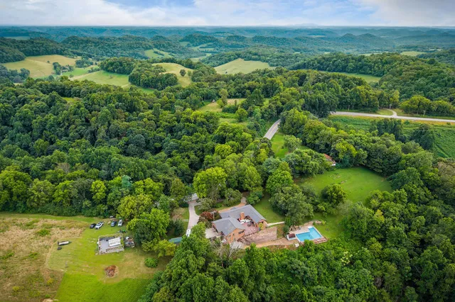 $1,680,000 | 15225 Nashville Highway, Buffalo Valley, TN 38548