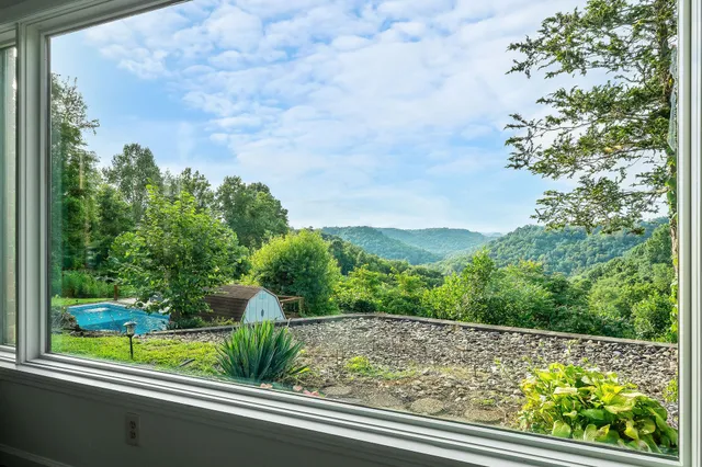$1,680,000 | 15225 Nashville Highway, Buffalo Valley, TN 38548